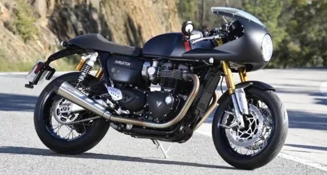 Triumph Thruxton 400