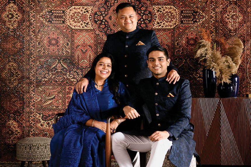 Ravi Modi Wife Shilpi and Son Vedant