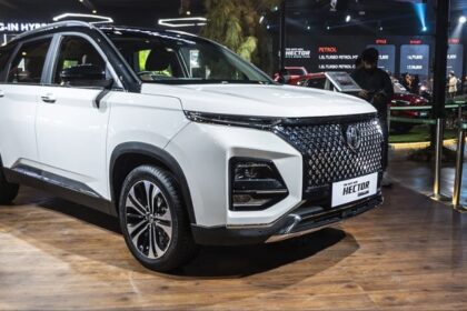 New MG Hector Plus mileage, features, price and specifications