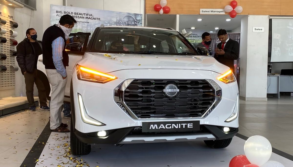 Nissan Magnite अब AMT में हुई लॉन्च, अब कम कीमत में ज्यादा