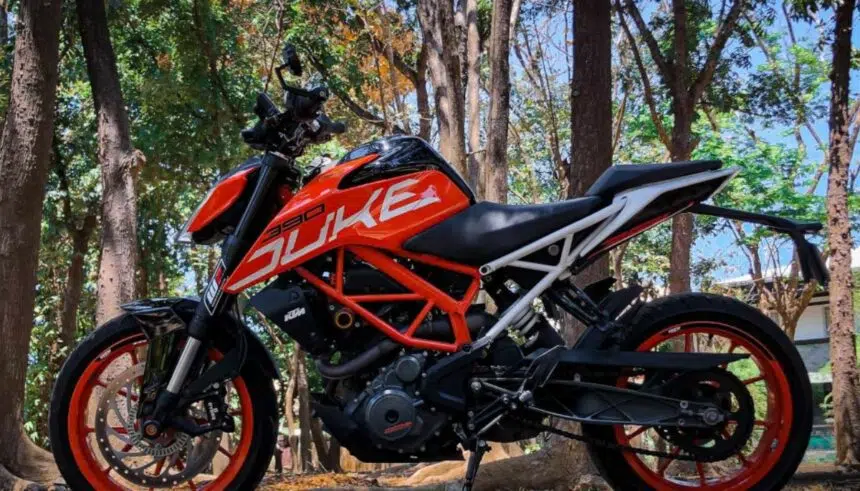 Diwali Dhamaka Sale: KTM 390 Duke