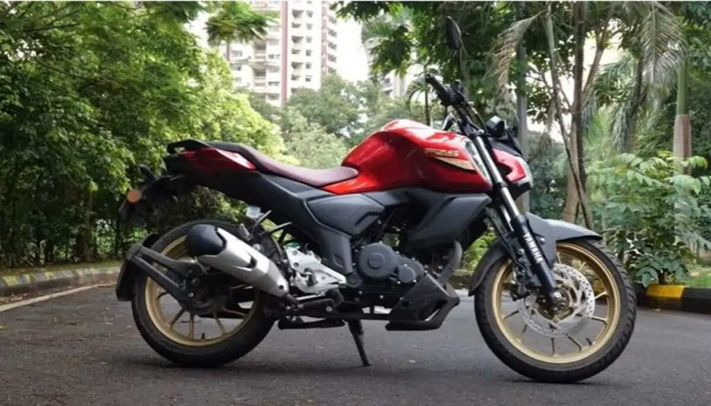 Yamaha FZS Fi V4 Review