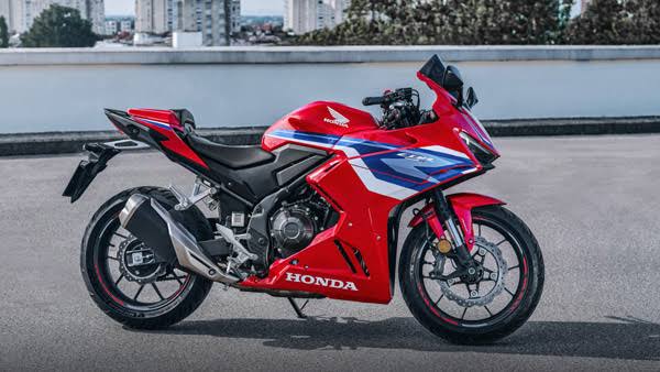 2024 Honda CBR400R Engine