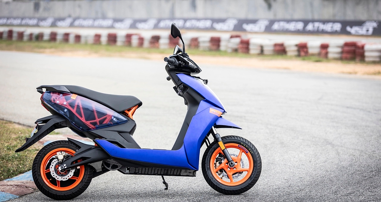 Ather 450 Apex जबरदस्त परफॉर्मेंस और शानदार डिज़ाइन के साथ एक नया इलेक्ट्रिक स्कूटर