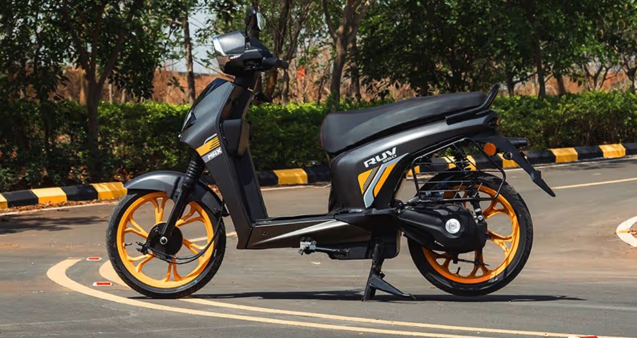 BGauss RUV 350 दमदार इलेक्ट्रिक स्कूटर जो परफॉर्मेंस और स्टाइल में है सबसे आगे