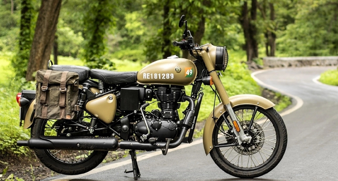 Royal Enfield Bullet 350 शान ताकत और परंपरा का प्रतीक