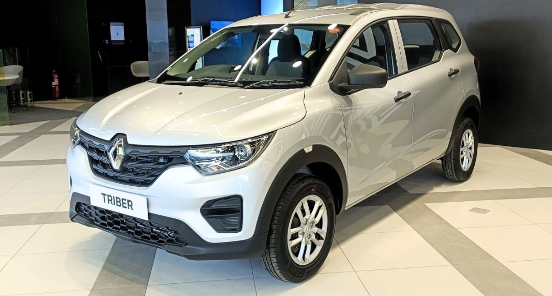 Creta और Punch को टक्कर देने आ रही New Renault Triber 2025 जानें कीमत और फीचर्स 