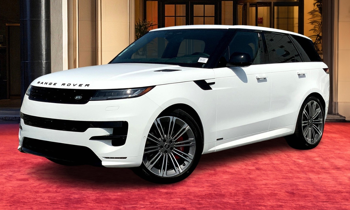 Range Rover शानदार लक्ज़री, दमदार परफॉर्मेंस और जबरदस्त माइलेज वाली SUV