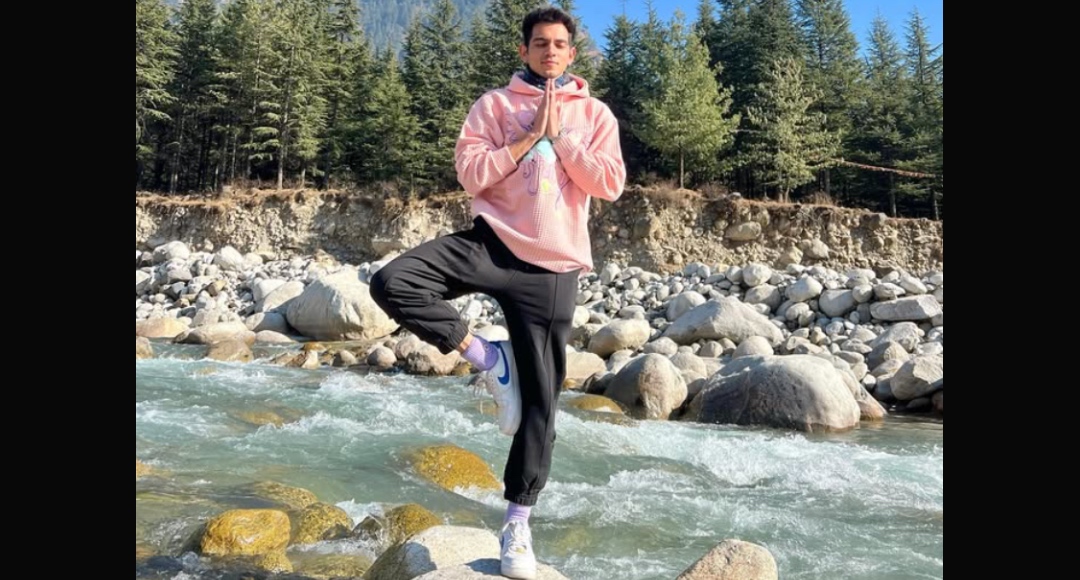 Kamlesh Nagarkoti Net Worth