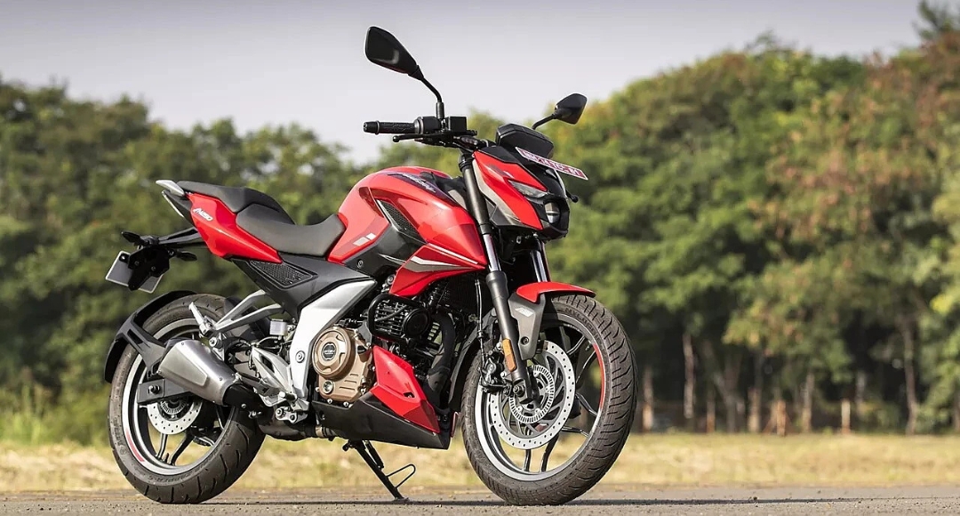 Bajaj Pulsar N160 युवाओं के दिलों पर राज करने वाली परफॉर्मेंस बाइक